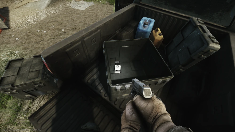 森林锯木厂蓝色皮卡的货箱 森林锯木厂蓝色皮卡的货箱