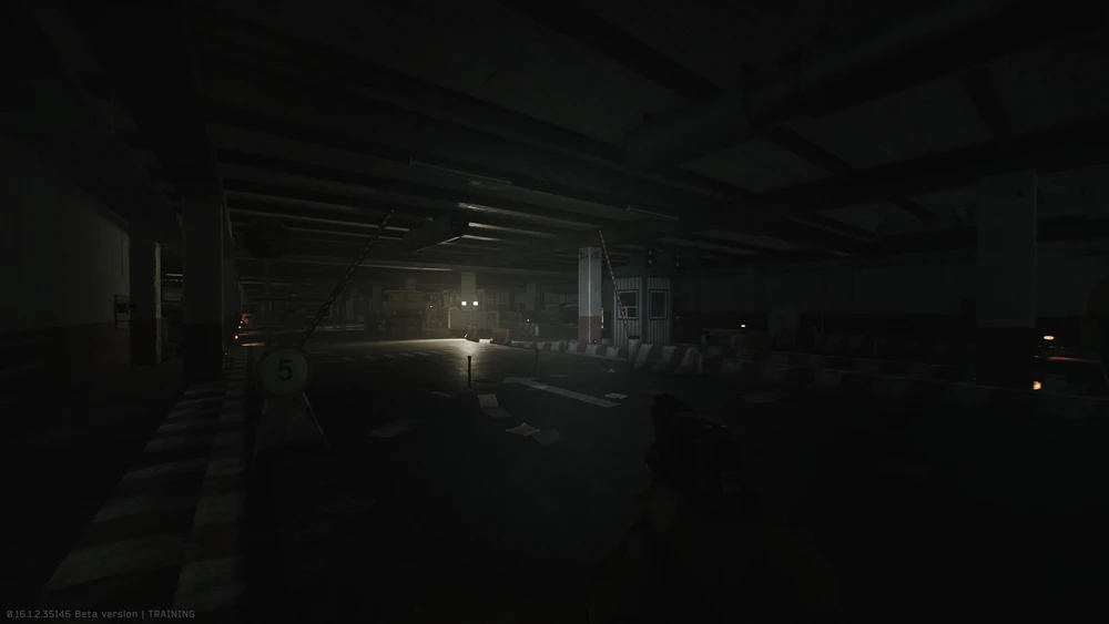 地下仓库内部 地下仓库内部