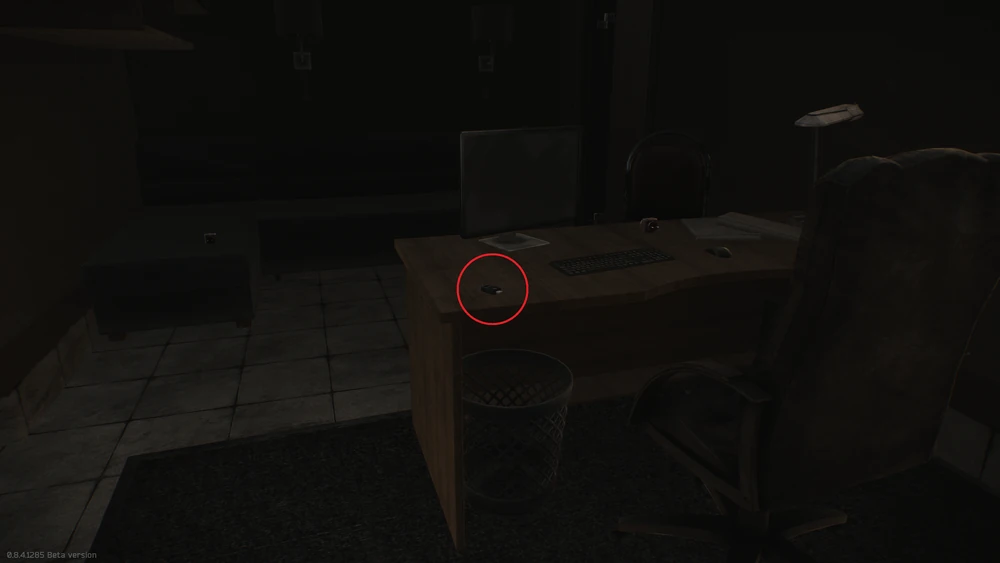 桌子上的U盘 桌子上的U盘