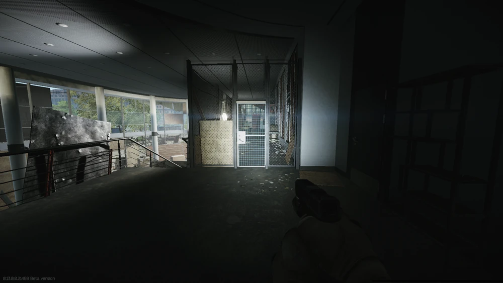 通往封闭区域的格栅门 通往封闭区域的格栅门